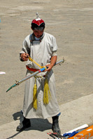 An Archer setting up