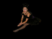 Halloween 2003 - Black Swan Rendition