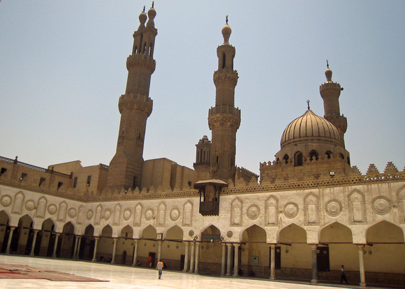 Court yard of Gami' al-Azhar